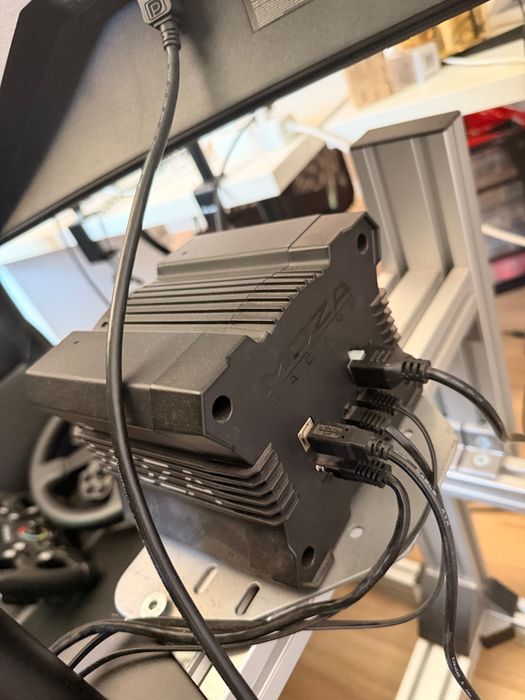 MOZA Direct Drive Racing Simulator комплект, 2 волана, шифтър, ръчна, педали, 34" curved монитор