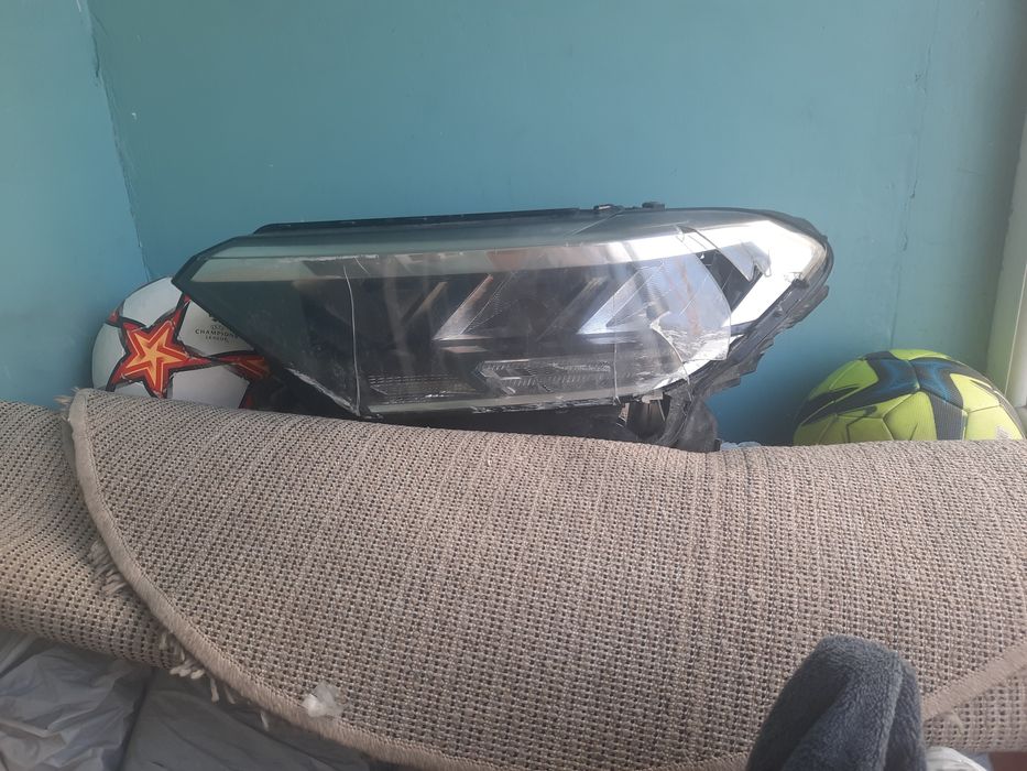 Фара Polo 25 года левая