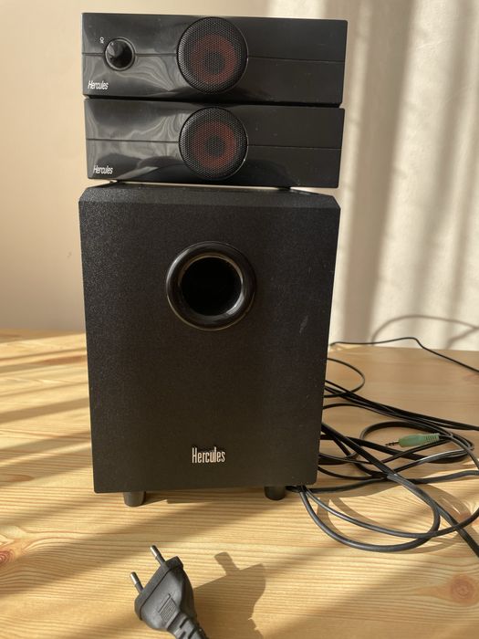 Boxe pentru calculator  Hercules