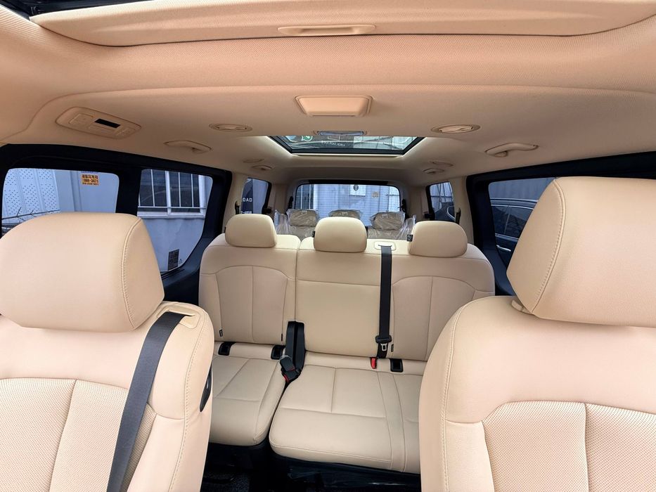 Hyundai Staria Hybrid