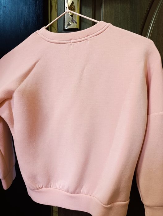 Продаётся кофточка.