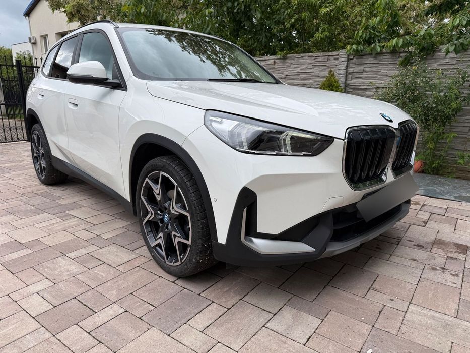 BMW X1 Vând BMW X1 , model 2023 , motor 2L diesel