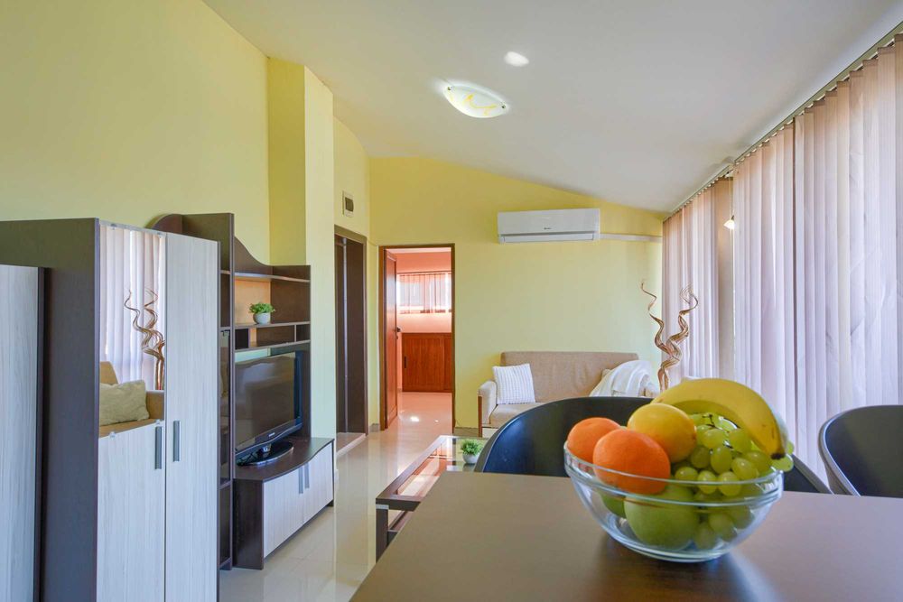 Дава се под наем Двустаен апартамент в Несебър - 65 кв.м за 273.87 € - Снимка #6