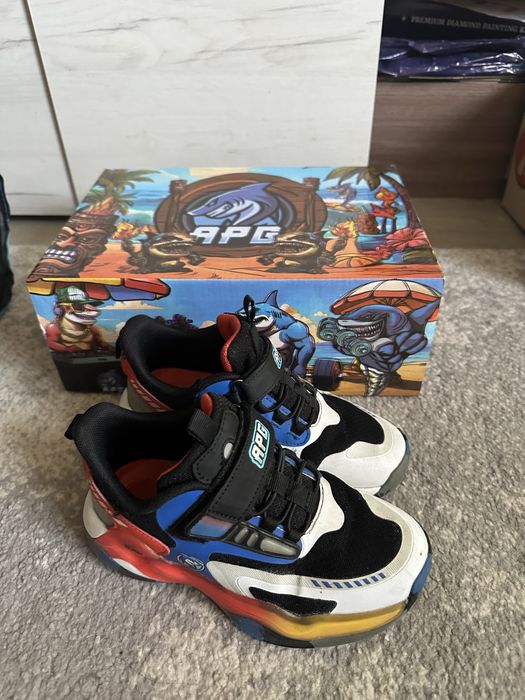 Детски маратонки APG Анди студио