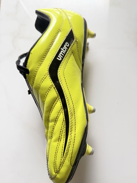 Футболни обувки ”Umbro” оригинални