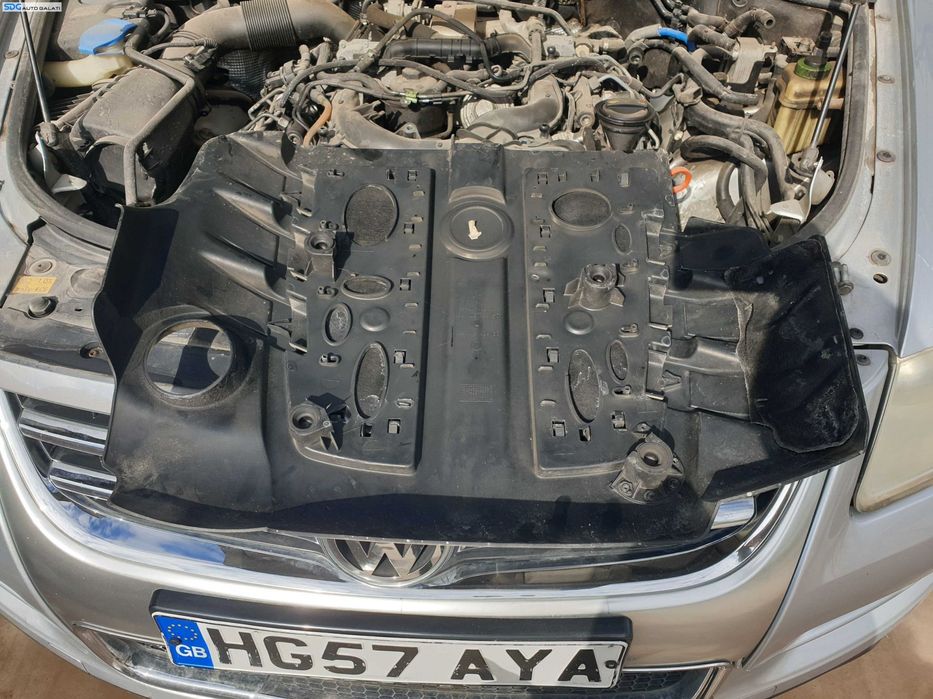 Capac Antifonare Protectie Motor Volkswagen Touareg 7L 3.0 TDI 2002 - 2010 Cod 059103925BC [K8301]