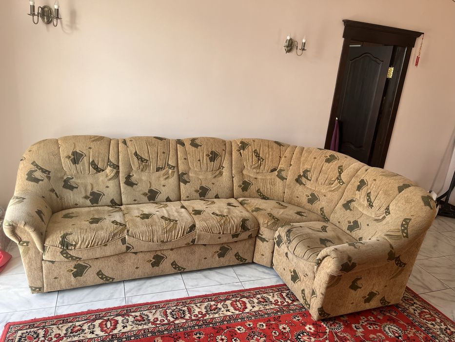 Диваны 4 штуки для дома