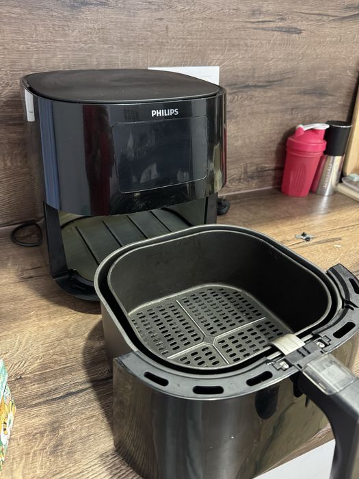 Уред за готвене с горещ въздух Philips Essential Airfryer XL
