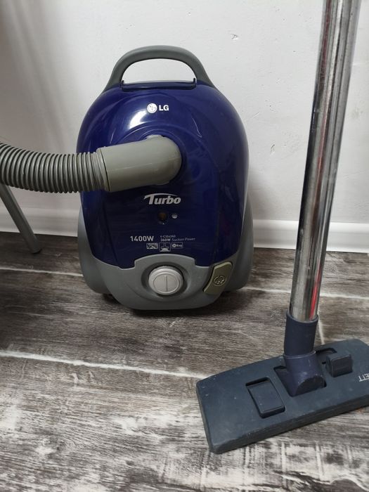 Продам пылесос LG