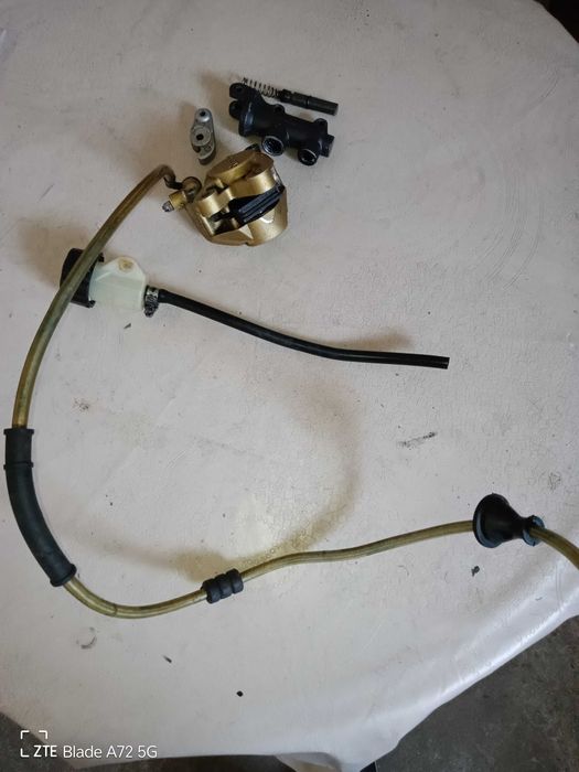 Маслена помпа за пиаджо тайфун 50