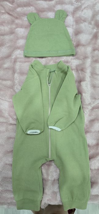 Продам детские вещи