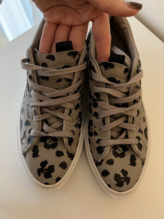 Дамски кецове ADIDAS