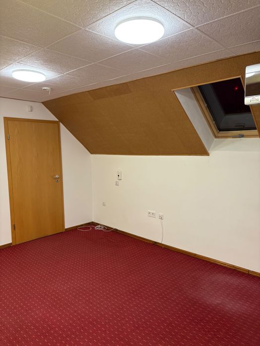 Închiriez 40 mp -  spațiu birouri în Brașov