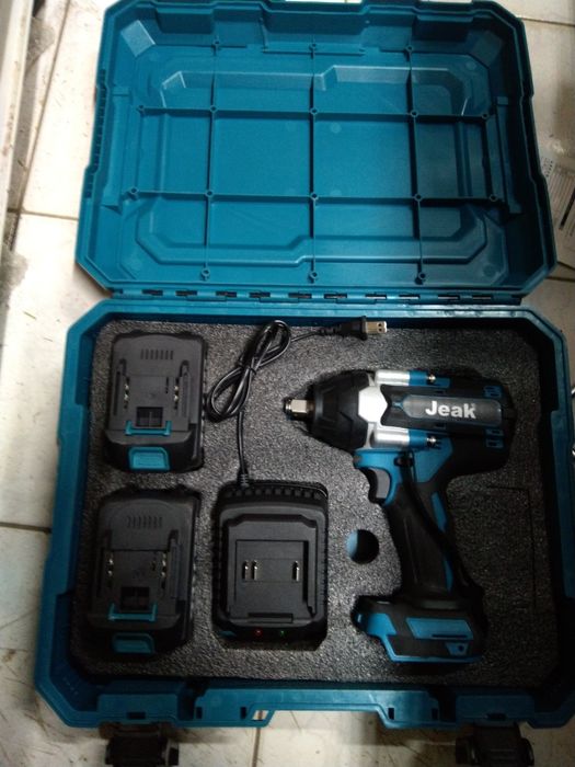 Ударный гайковёрт квадрат 1/2