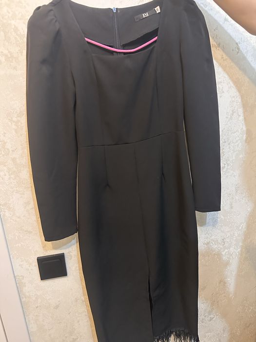 Продам платье для подростков