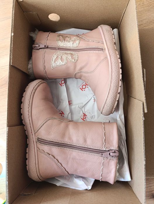 Ботушки Колев и Колев, естествена кожа, вълна, розови