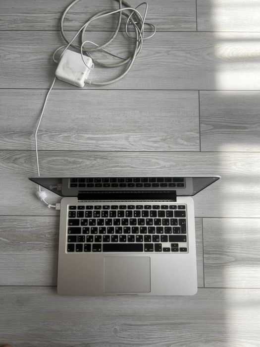 Mac book pro 13inch (2014 года)