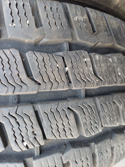 Гуми 225/65/16С Кумхо