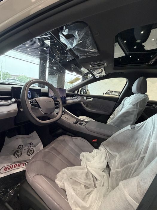 Roewe 2100Km hybrid . rasmiy avto salon