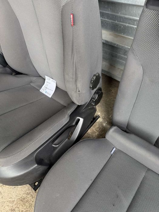 Салон Сеат Леон 2003-2010г Seat Leon седалки лявата има забележка н111