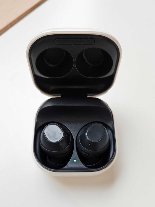 Samsung Galaxy Buds FE – за части / резервен кейс
