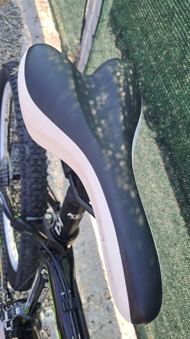 Bcicleta mountain bike Kellys Magnum
