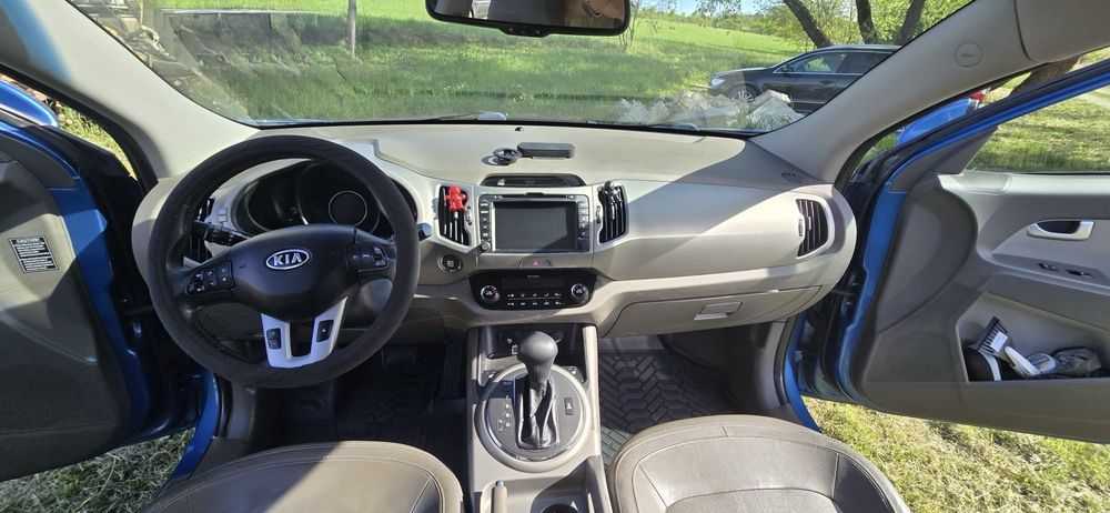 Vănd Kia Sportage