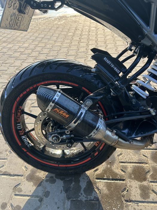 Ktm duke 125 2021 A1