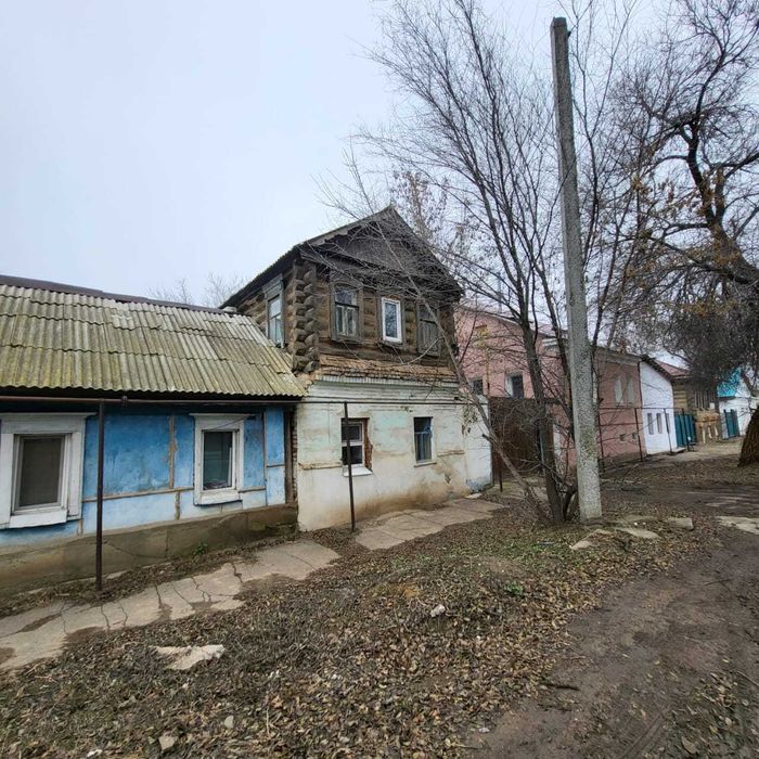 Продам дом в общем дворе рн Пединститут