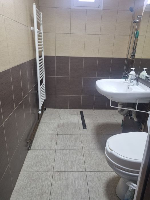 inchiriez apartament