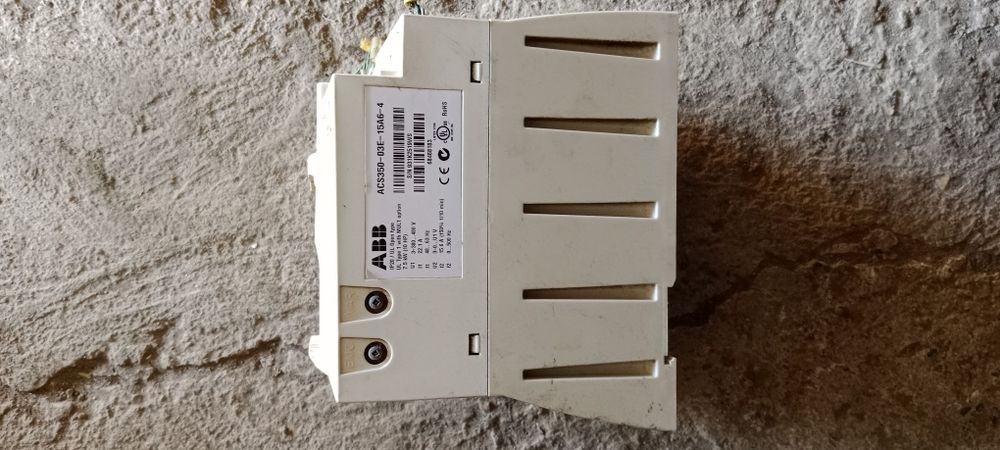 Продам преобразователь частоты .