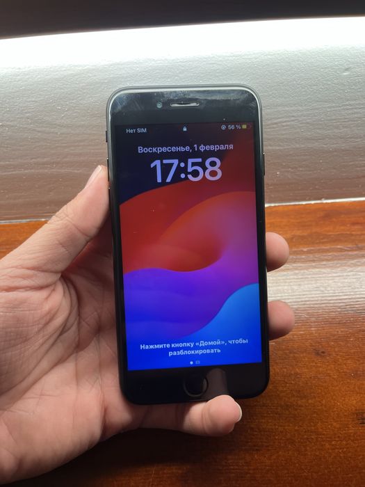 Продам iPhone SE2 64гб