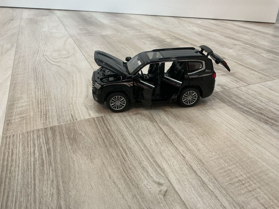 Машину игрушечная, с прицепом