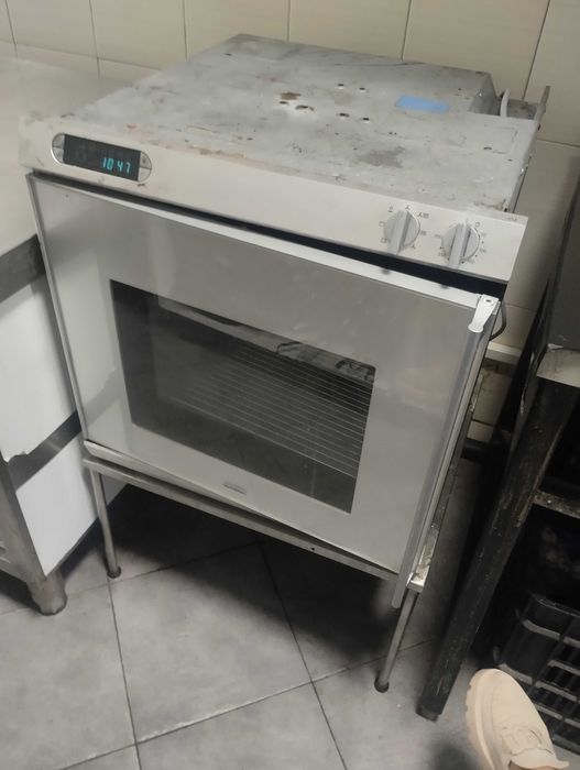 Продавам Конвектомат