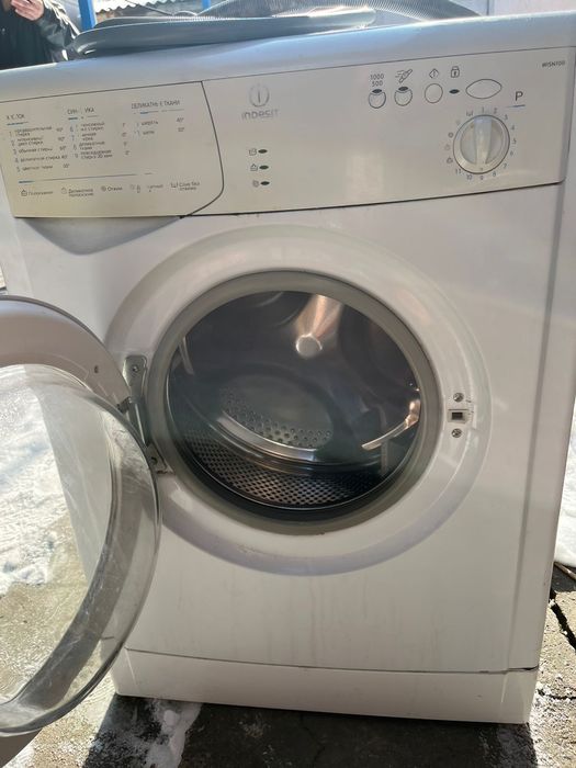 Стиральная машина INDEZIT