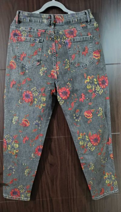 Нови дамски дънки ХЛ