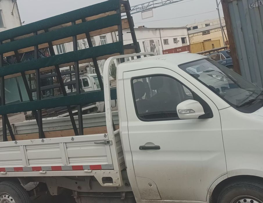 Есть услуга Доставка зеркала и окно   на любой формат!