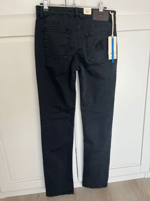 Vand pantaloni Cerutti pentru femei noi cu eticheta