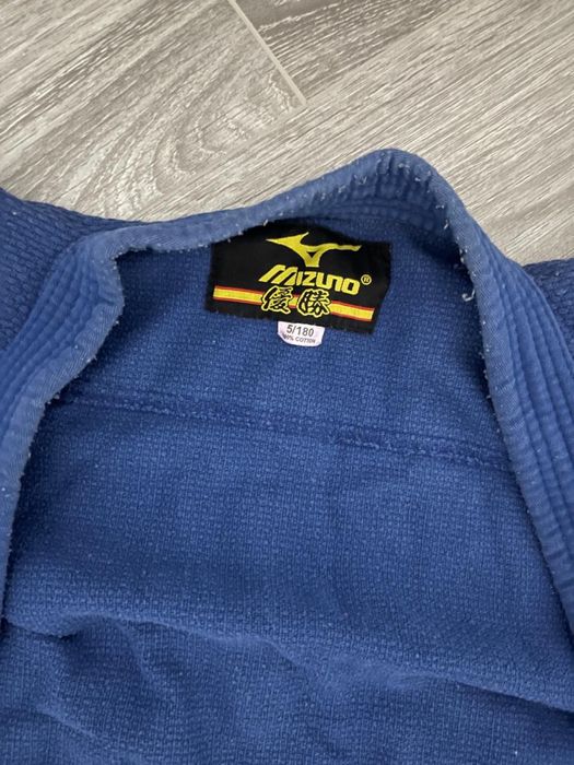 Продам кимоно в хорошем состоянии.