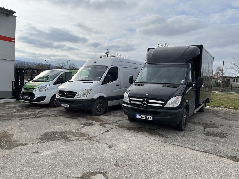 Транспортни и хамалски услуги,пътна помощ и пренасяне на багаж.