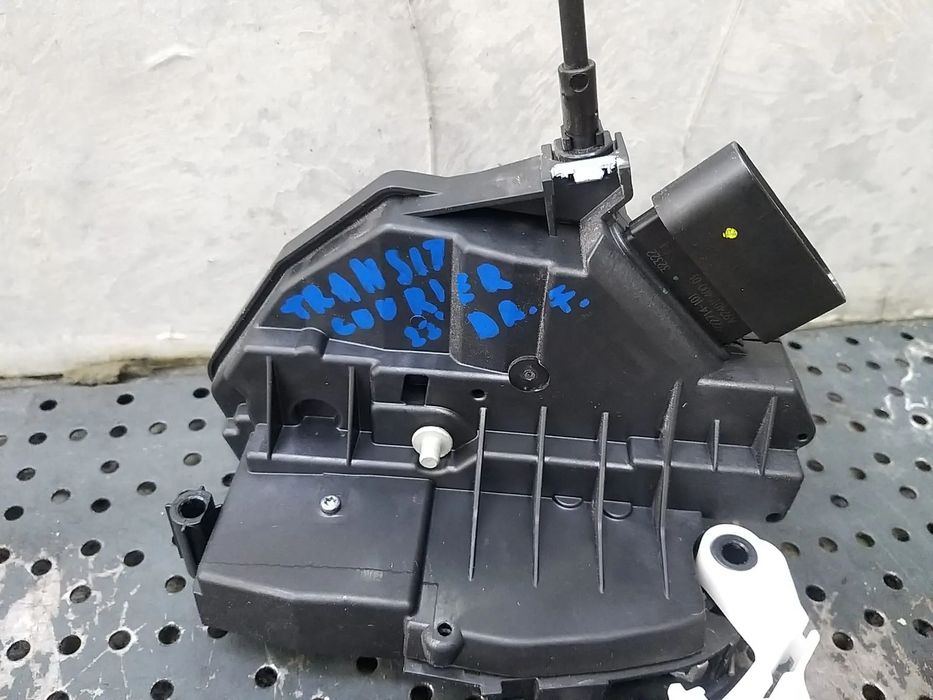 Broasca usa dreapta fata ford transit courier bm5aa21812bh