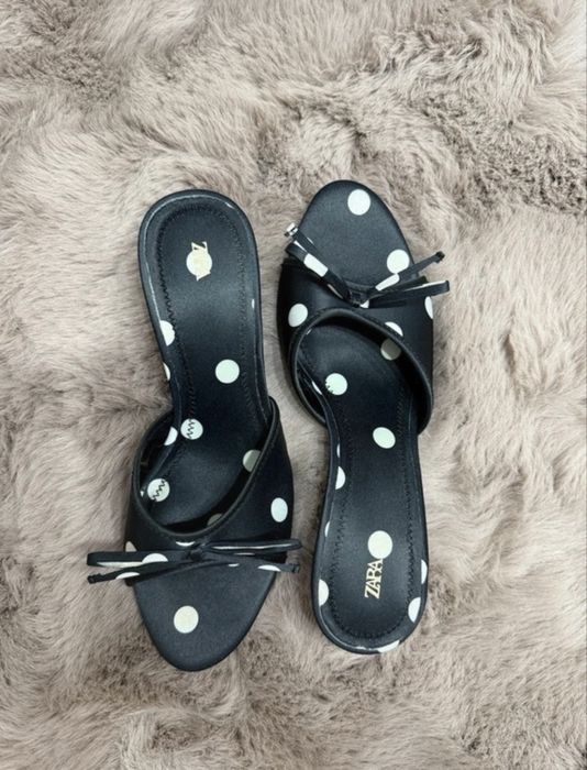 Papuci zara ……….