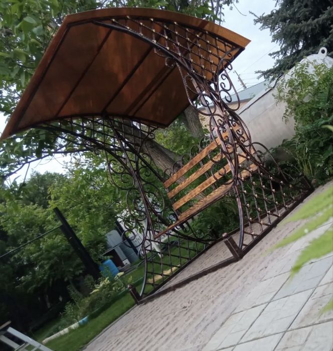 Качелья садовый