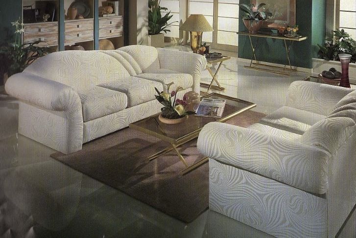 Тапицерски услуги и изработка на нови мебели