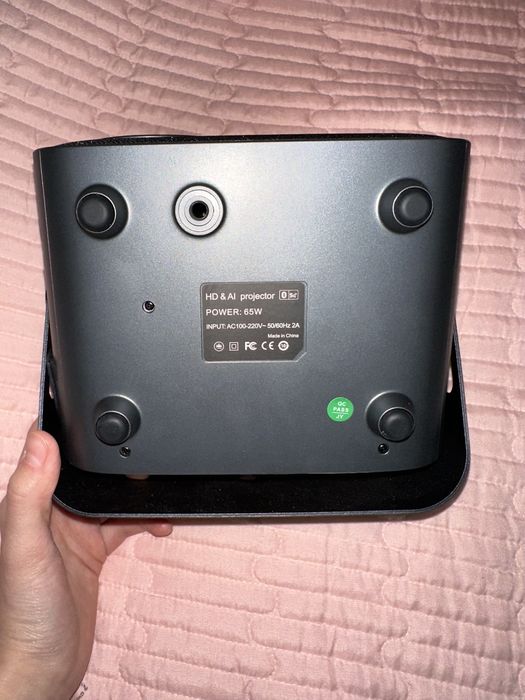 Проектор/домашний кинотеатр