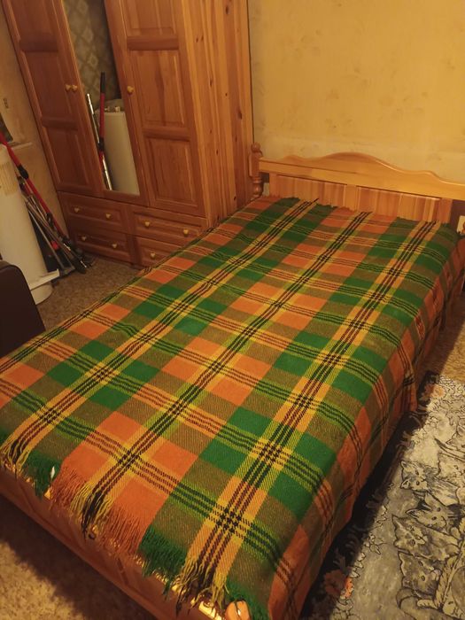 Продава Родопски одеяла!