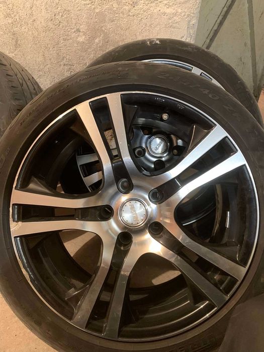 Джанти с гуми 5x120