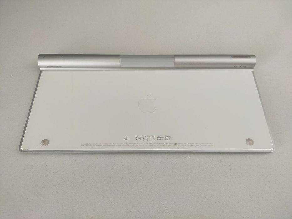 Клавиатура Apple magic