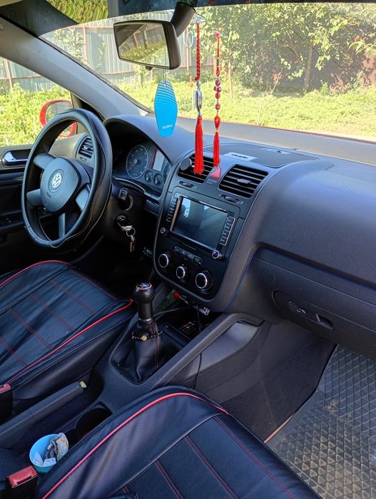 Doar vând Golf 5