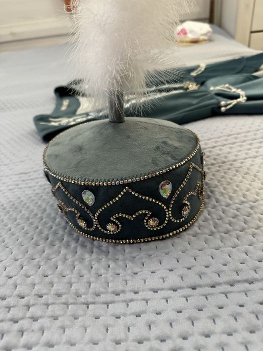 Камзол, тақия+үкі